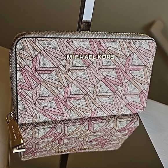 MICHAEL Michael Kors Jet Set Smoky Rose Compact Wallet - Picture 10 of 13